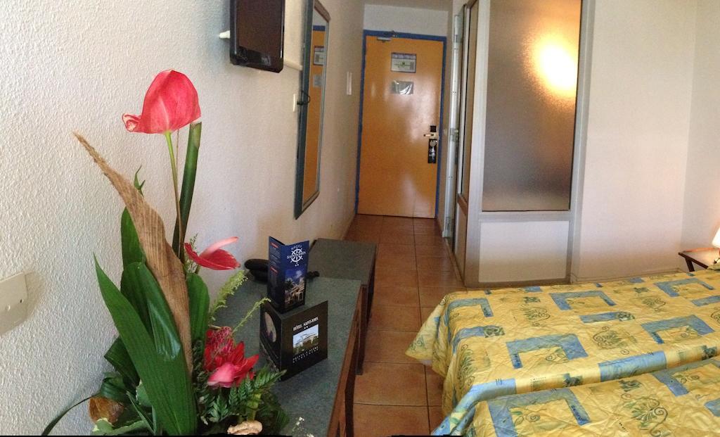 Hotel Saint John Perse Pointe-à-Pitre Kamer foto
